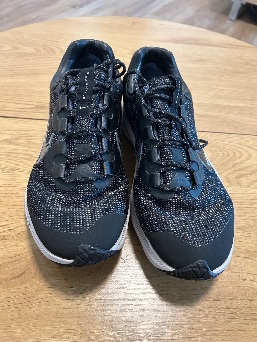 Nike Men’s Black and White Running Sneakers